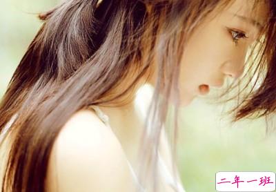 经典微博说说：再坚强的人心里都有一些弱点，一触就碎，一碰就痛1