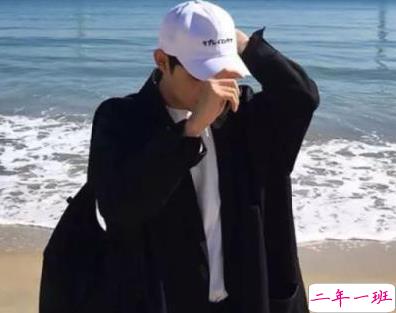 情人节男生单身伤感说说句子 2020孤孤单单一个人说说1