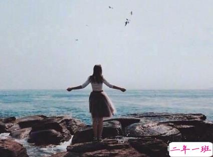 朋友圈心累的说说简短一句话 我不说你不懂这就是距离1