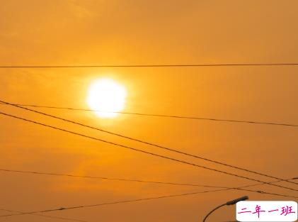 一些关于下雨天沮丧伤感心情句子 有人等烟雨有人怪雨急2
