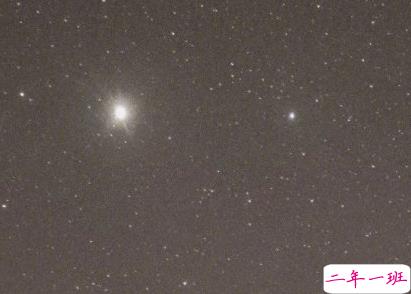 男生睡不着的伤感心情短语 可供怀念的时光都死了2