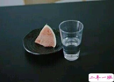 分手后难受得要死的说说 越听越难过的伤感句子2