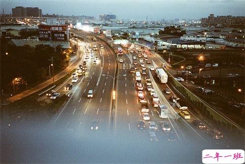 2019单身过情人节说说一个人很惨 情人节发的伤感微信说说1