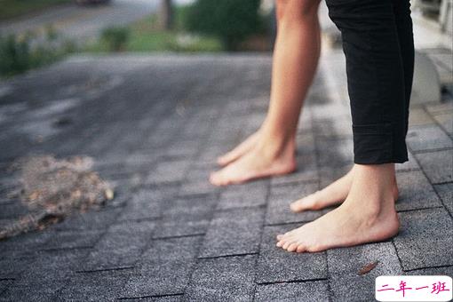 委屈和心里憋屈的说说 对一个人不值得的说说大全2