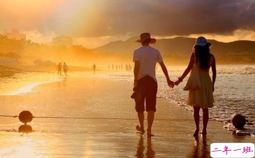 内心煎熬的伤感说说带图片 始终无法忘记他的虐心说说4