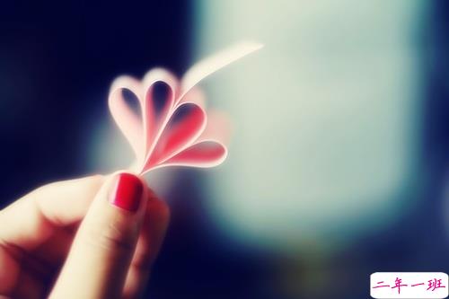 异地恋分手后伤感说说大全 内心难受心情崩溃的伤感说说2