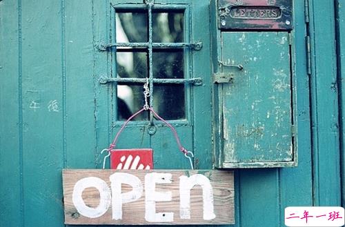 爱情太容易受伤的说说特别想哭 你伤了我的心说说孤单落寞2