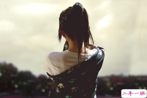 2018爱到心累的伤感说说 不想再继续喜欢你了的伤感说说1