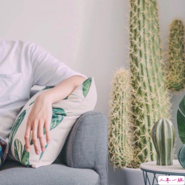 关于爱情的适合下雨天感到沮丧发的心情说说 1