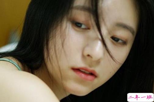 一句话戳中泪点的伤感说说 我曾如此渴望一路风霜能与你分享1