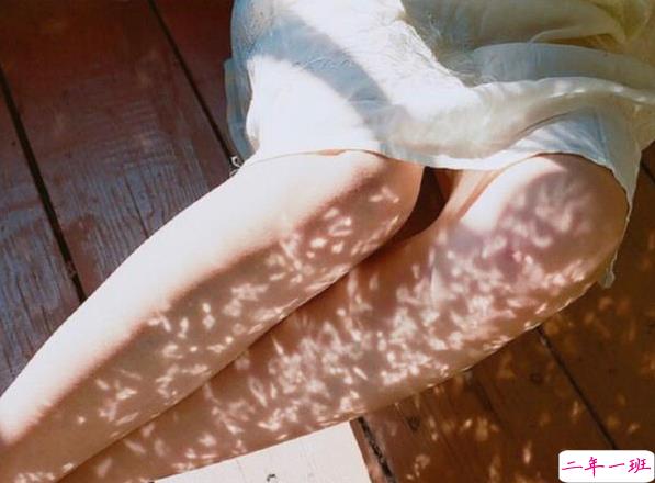 适合深夜里一个人突然感到很烦很累发的心情说说 2