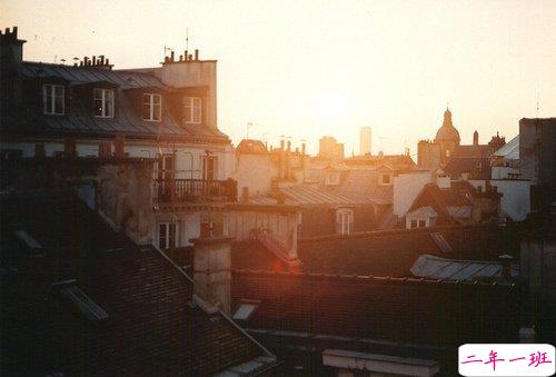 伤感系心情难过的说说 原谅我你只是在我的生命里太淡了2