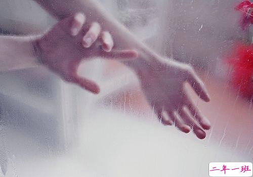 有些伤感但是也很有哲理的说说 但我们俩的一辈子好像就到这里了1