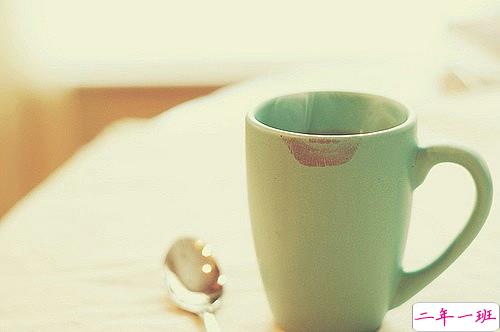 有些寂寞孤独的伤感说说 愿走散的人们再也不相逢2