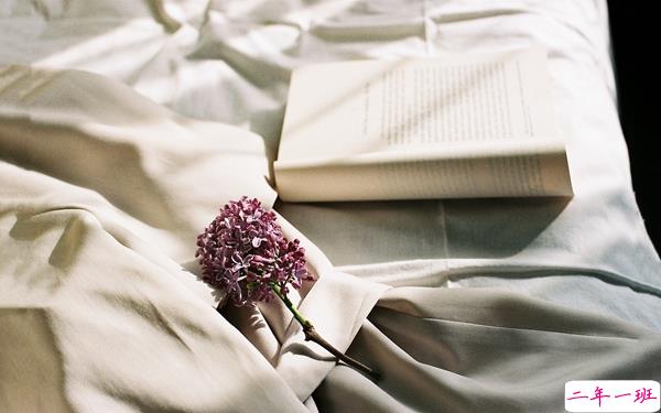 伤感难过的一个人说说 不要指望谁陪你一辈子没光的时候连影子都会离开你2