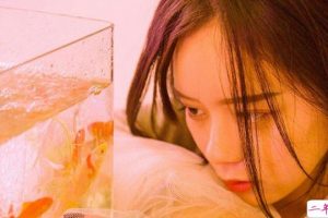 适合一个人雨夜里难过时候发的伤感悲伤说说