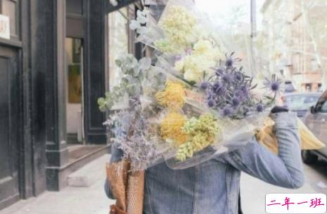 心情很压抑的难过说说大全 配不配对不对只要是你我都无所谓2