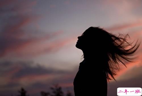 唯美到令人心碎的句子说说 心痛到哭泣的唯美说说1