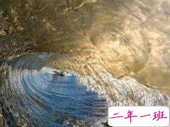 伤感说说大全：和你擦肩而过的遗忘，是我一生的惊涛骇浪