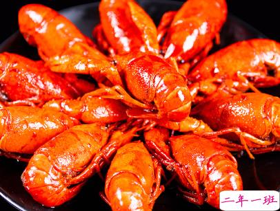 2020啤酒龙虾的朋友圈说说 深夜吃小龙虾的说说1