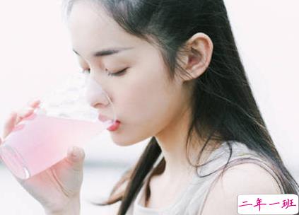 加班发朋友圈的句子 深夜加班的好累的说说1