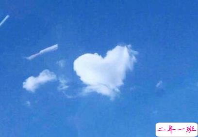 2019最新八月说说清新短句 八月你好请善待我说说1