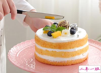 下午茶时光的朋友圈简短句子 跟闺蜜喝咖啡吃点心的心情短语1