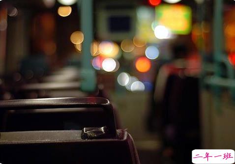 感到不开心的微信说说 心里难受忍不住流泪的说说1