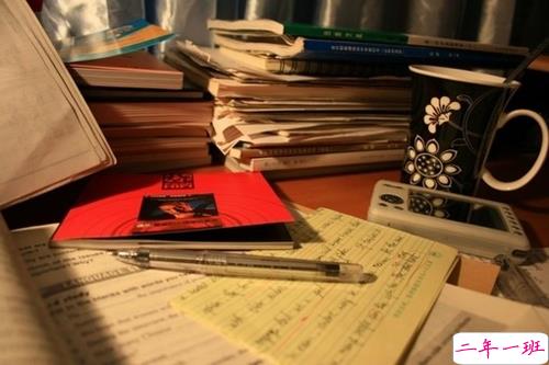 提起爱情就感到心酸想哭的心情说说 爱情很现实的心情说说大全2