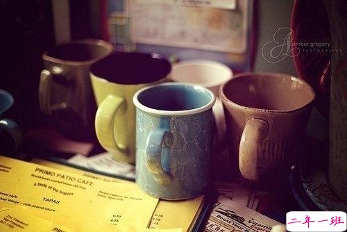 爱你是我一个人的风花雪月的心情说说 关于爱情中的伤痛和幸福的心情说说1