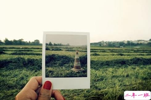 那些很有哲理的经典说说大全 生活很现实的经典说说1