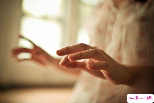 黄昏黎明时复杂心绪自然流露的心情说说 适合发朋友圈的文艺心情说说1