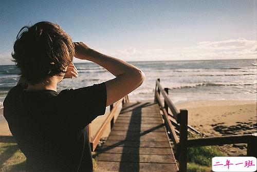 心情不好烦躁时候发的说说 可我整夜的失眠闭眼都是你的脸1