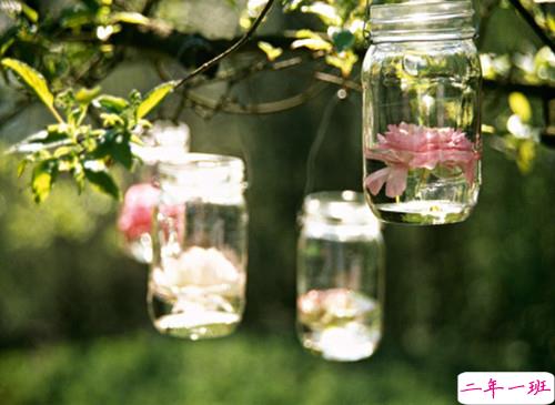 适合下雨天心情沮丧时候发的说说 愿你在自己选择的生活里热情地活着1