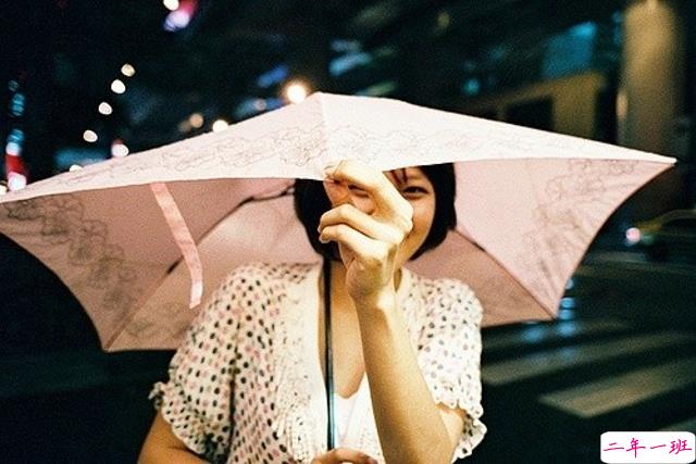 关于幸福的简单甜蜜的一句话说说 你的以后我来承担2