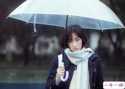 一个人夜晚在家时发的说说 一别两宽各自生欢1