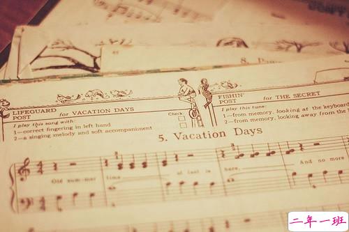 想一个人静一静的空间说说：没有一个人，非要一个人，才能过一生1