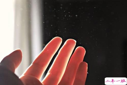 生活将我们磨圆，是为了让我们滚得更远1