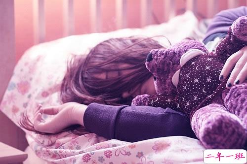 简单又干净的英文说说带中文翻译 Just a kiss for you2