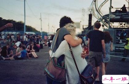 520说说心情短语痛彻心扉：你说的520，没有13141