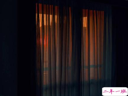 表达对对方一见倾心的文案带图片 烟花转瞬即逝灰烬倒是永恒14