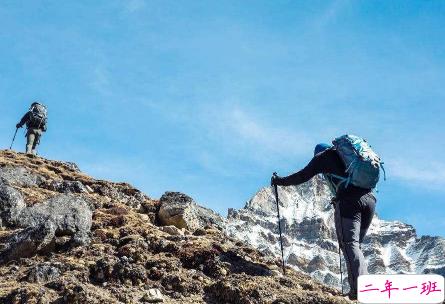 爬山发朋友圈的精美句子 爬山感悟的心情句子2