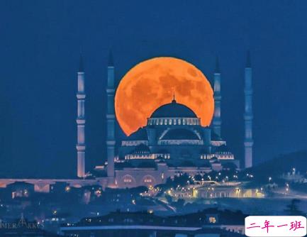 适合深夜发的很有哲理的朋友圈 深夜发朋友圈的人生感悟句子2