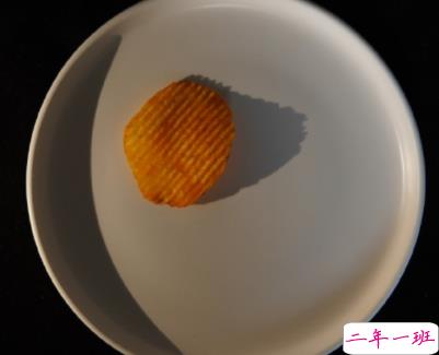 独自一个人难过的文案带图片 一个人独自流泪的说说6