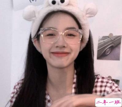 关于妆前化妆后的搞笑文案带图片 女人妆前妆后朋友圈文案3