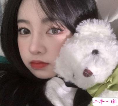 关于妆前化妆后的搞笑文案带图片 女人妆前妆后朋友圈文案7