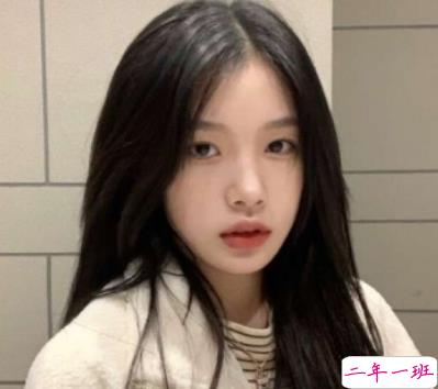 关于妆前化妆后的搞笑文案带图片 女人妆前妆后朋友圈文案14