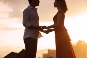 恋爱十年结婚文案 十年恋爱长跑结束的说说