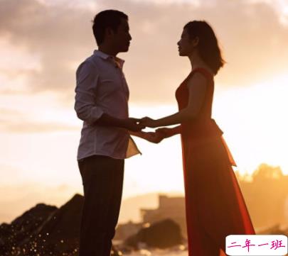 恋爱十年结婚文案 十年恋爱长跑结束的说说1