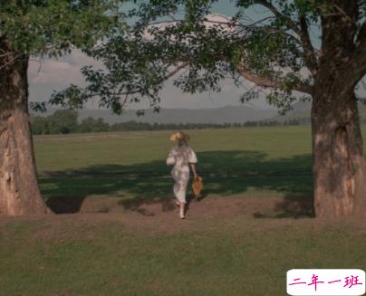 超级暖心又很简短的说说语录 想去快乐里躲一躲2